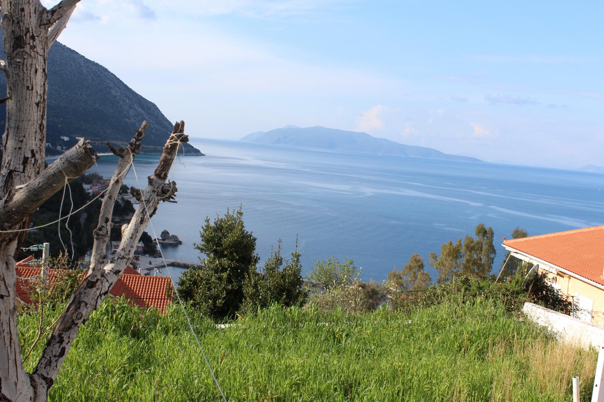 Lot at Leukes with sea view